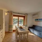 Apartment In With Swimming Pool *