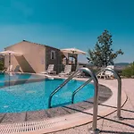 In With Swimming Pool Apartment