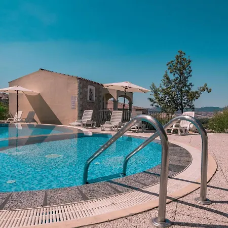 In With Swimming Pool Apartment