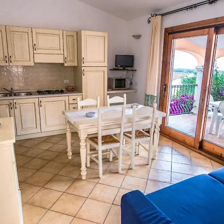 In With Swimming Pool Apartment *