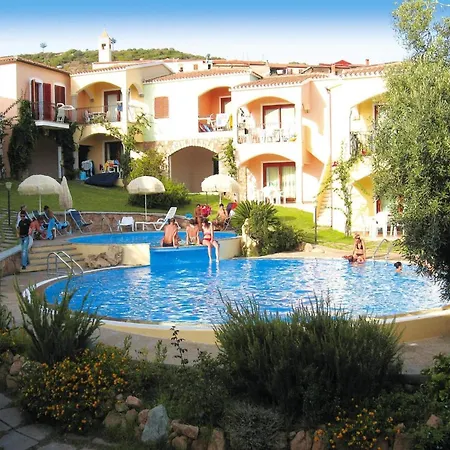 In With Swimming Pool Apartment *